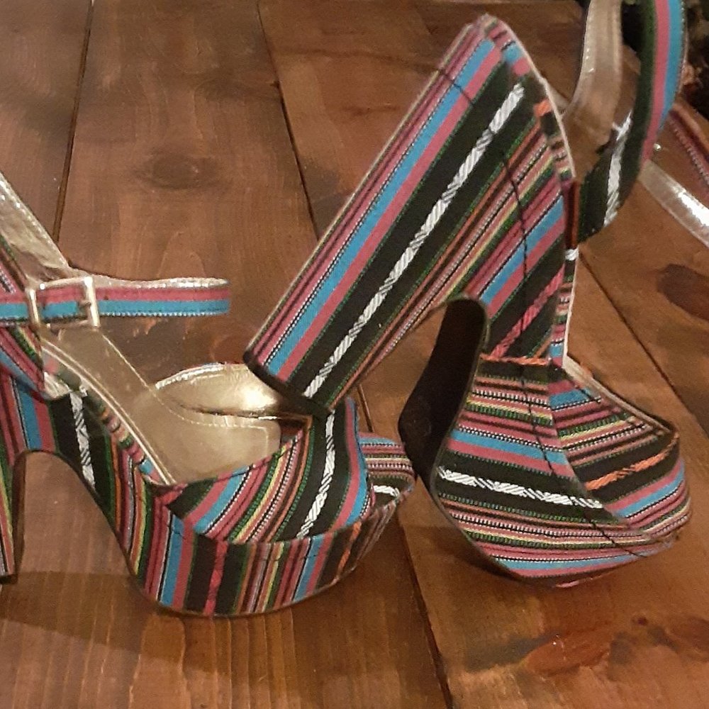 Yoki platform shoes